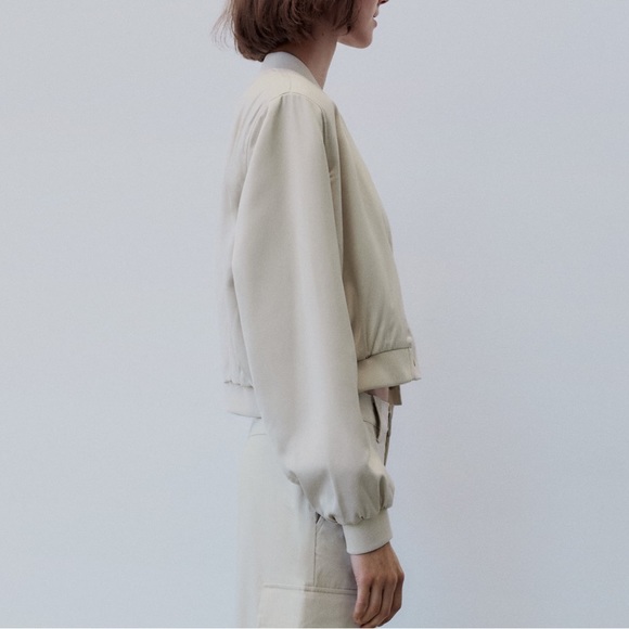 Zara satin effect crop bomber Sand color NWT - Picture 3 of 7
